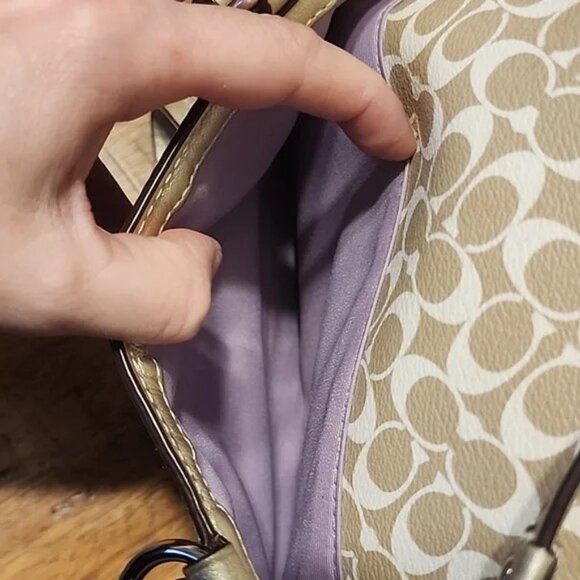 COACH CHELSEA HERITAGE IVORY TAN AND METALLIC GOLD - Picture 12 of 16